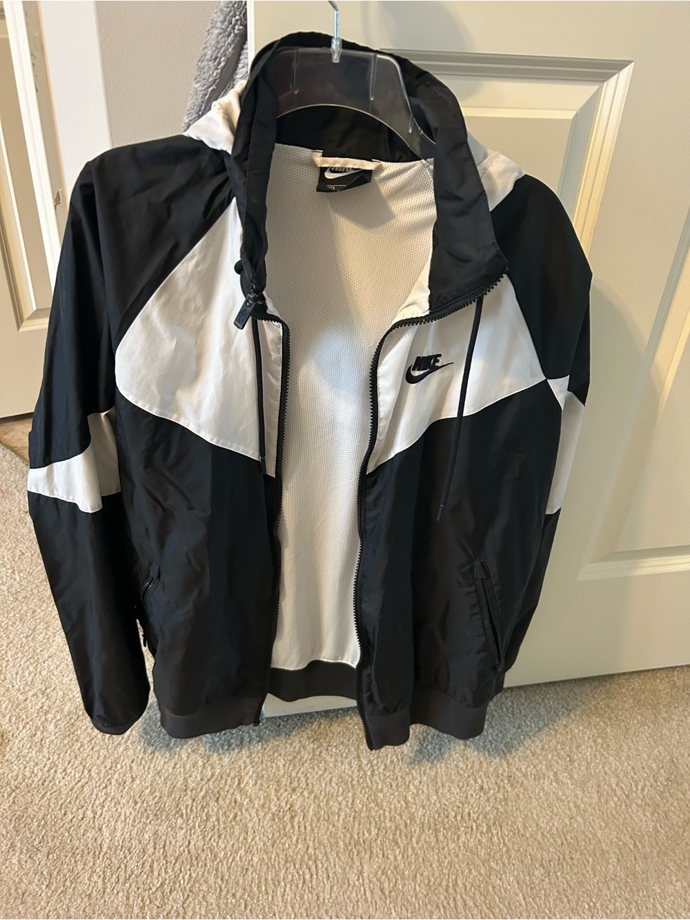 Nike Black and White Hooded Windbreaker Jacket
